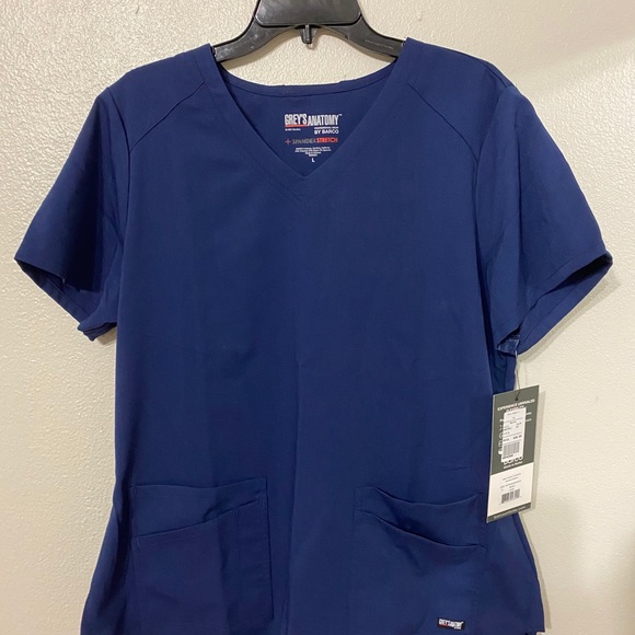 Grey’s Anatomy Scrub Top - Picture 4 of 5